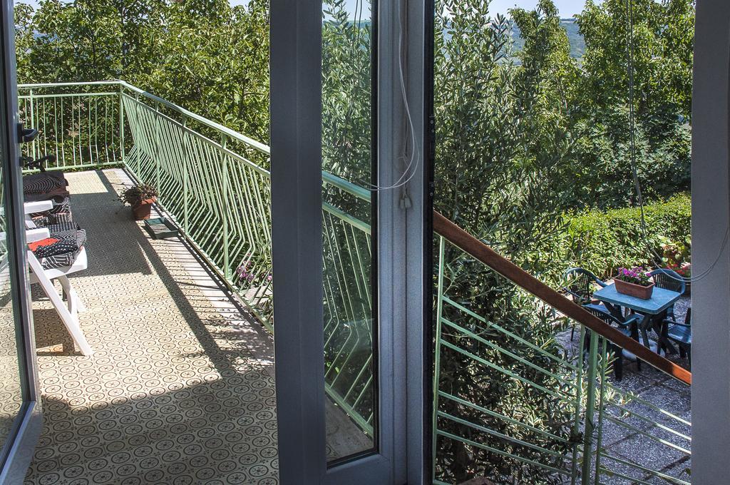 B&B Il Colle Serra San Quirico Eksteriør bilde